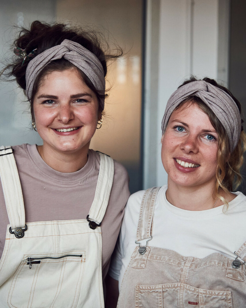 Marina und Meret zwei Frauen in der laflor Produktion 01